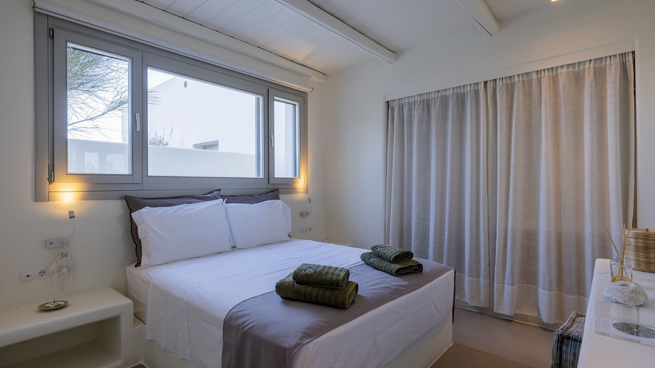 Photo of Bedroom in Paros