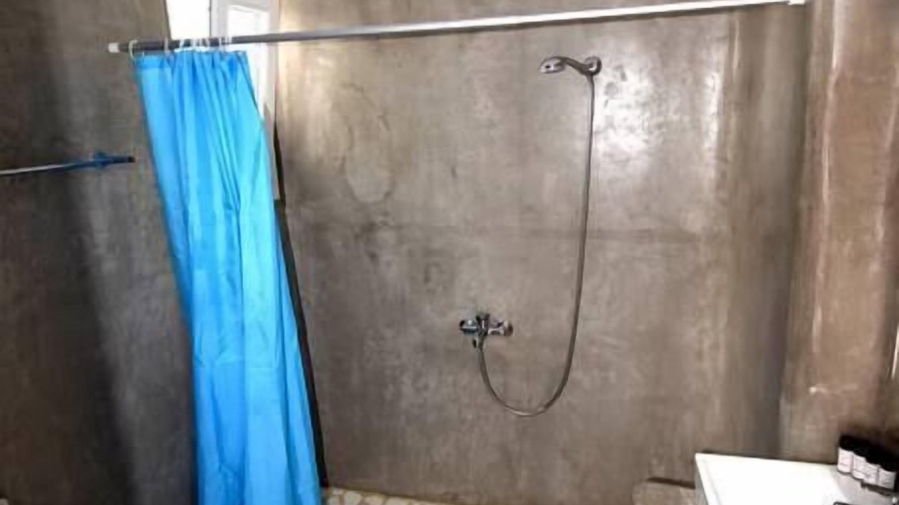 Photo of Bathroom in Glastros