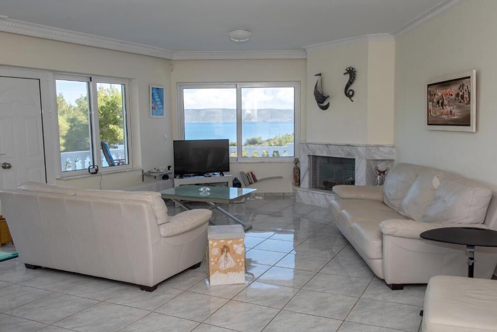 Photo of Livingroom in Kato Sounion