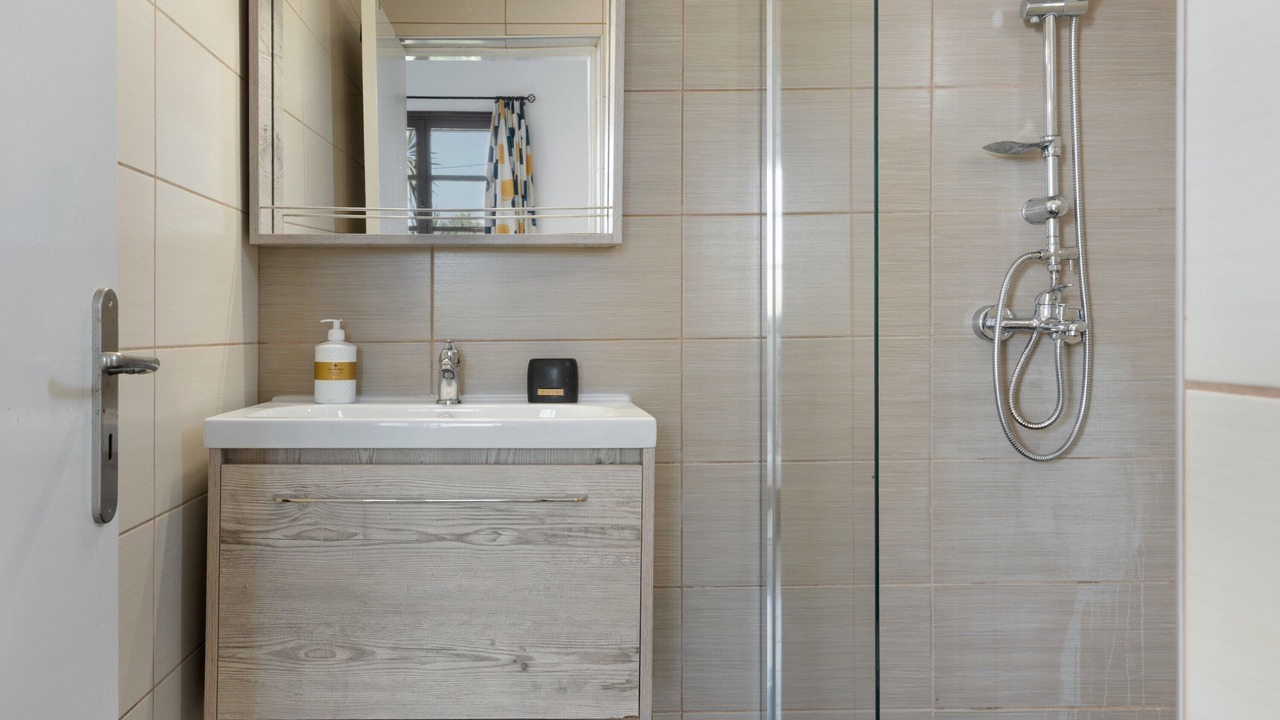 Photo of Bathroom in Paloi