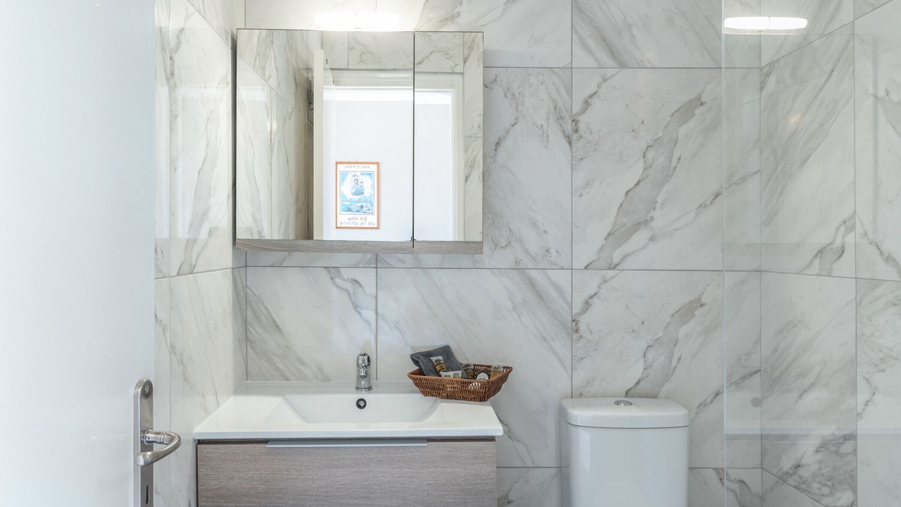 Photo of Bathroom in Paloi