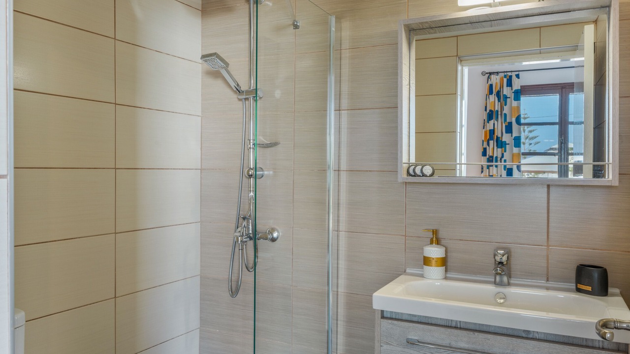 Photo of Bathroom in Paloi