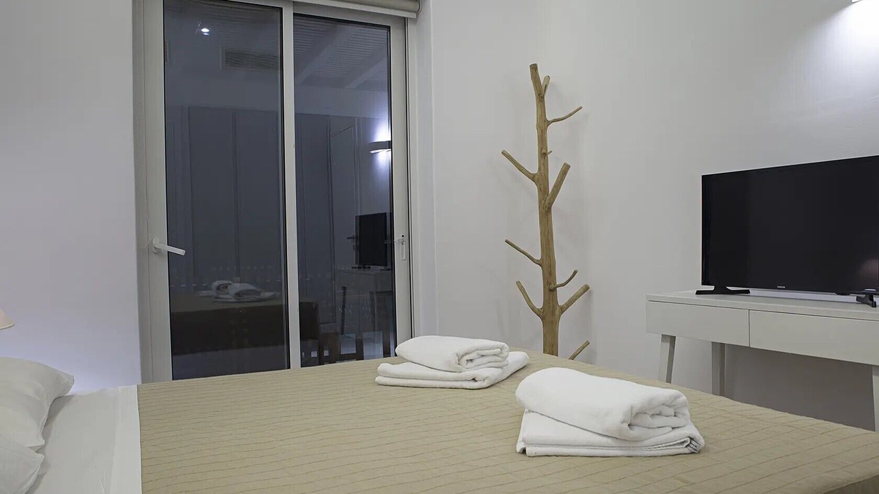 Photo of Bedroom in Faros Armenistis