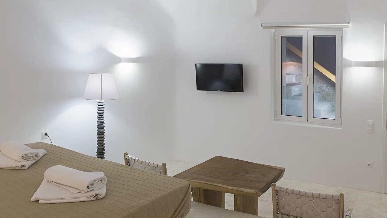 Photo of Bedroom in Faros Armenistis