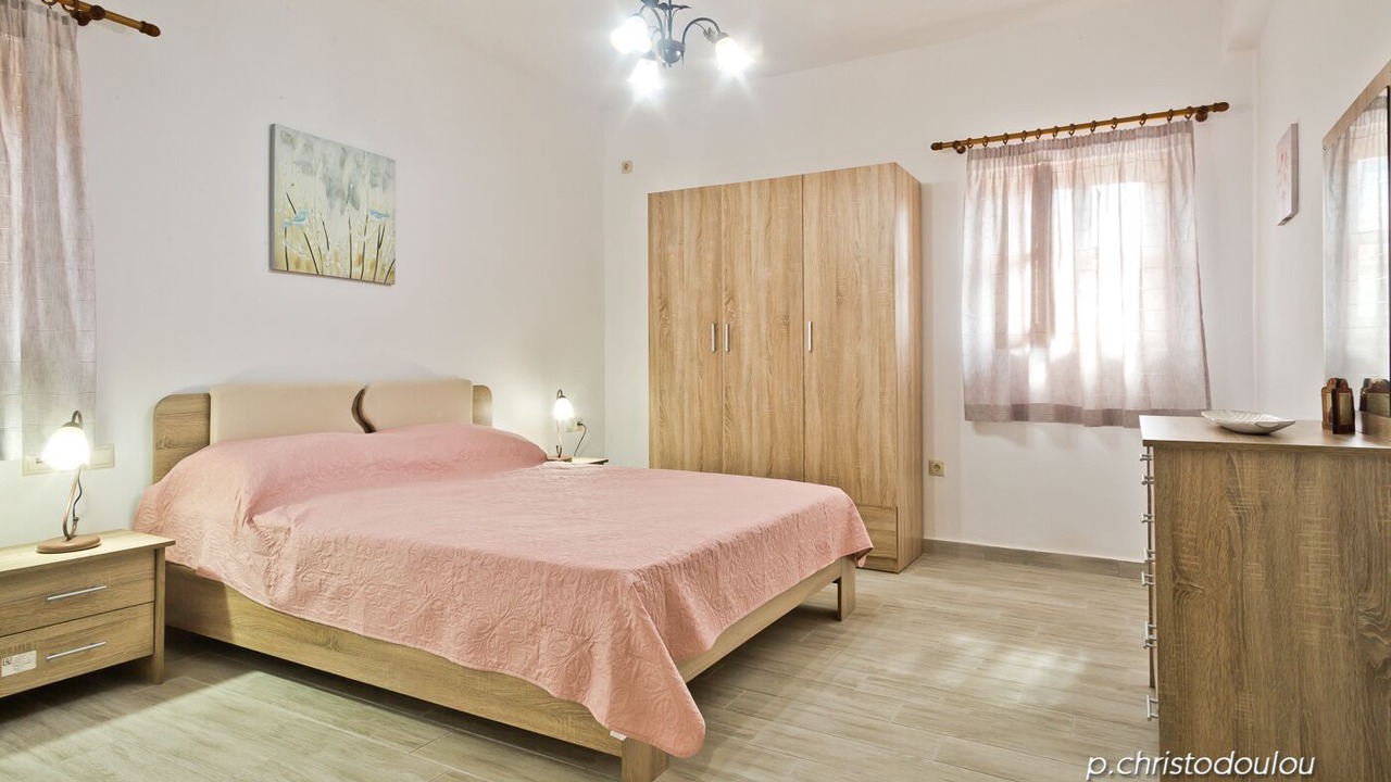 Photo of Bedroom in Lefkos