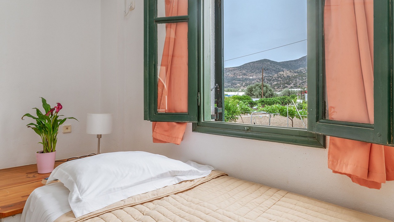 Photo of Bedroom in Platis Gialos