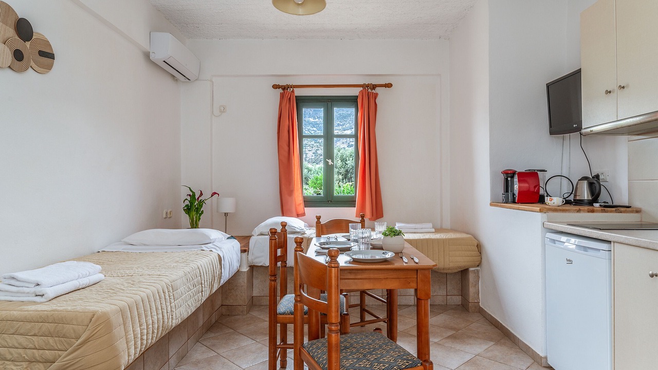 Photo of Bedroom in Platis Gialos