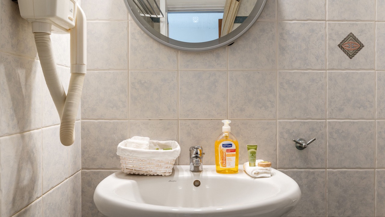 Photo of Bathroom in Platis Gialos