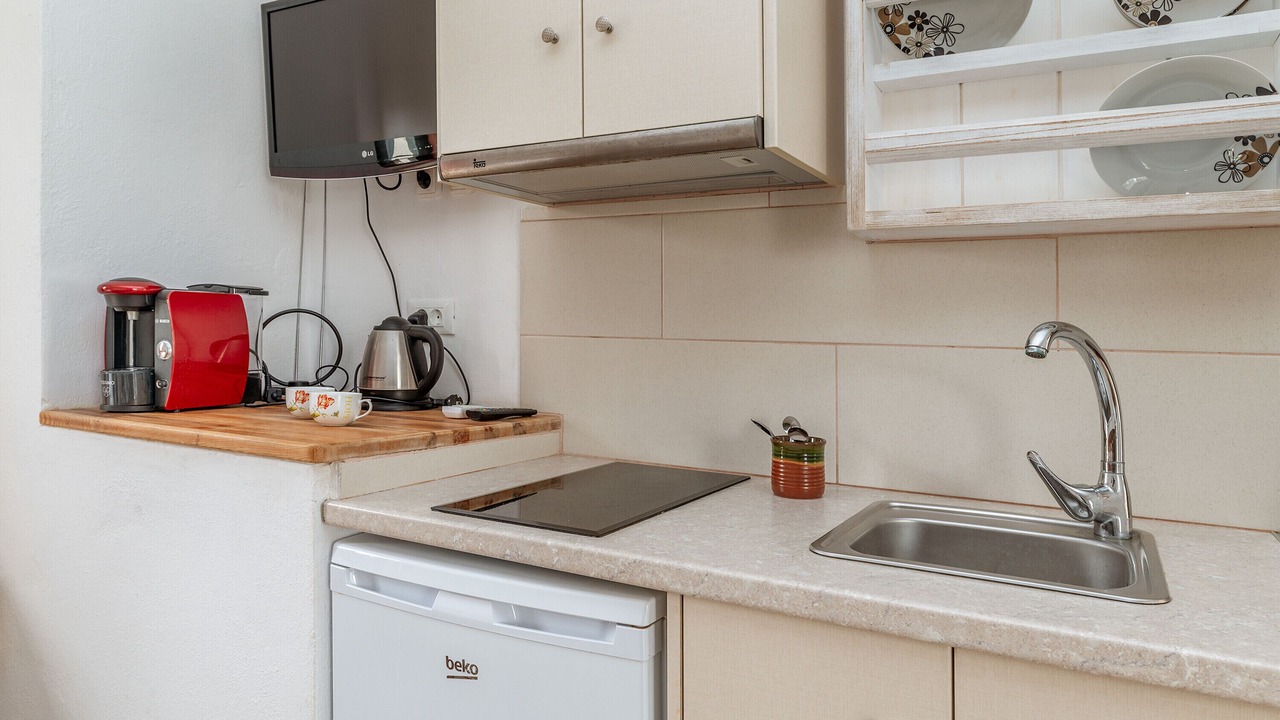 Photo of Kitchen in Platis Gialos
