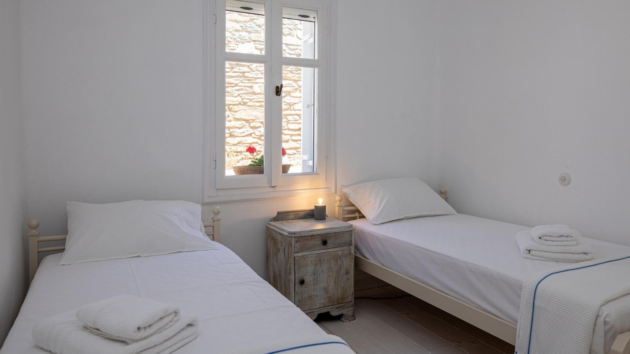 Photo of Bedroom in Exomvourgo