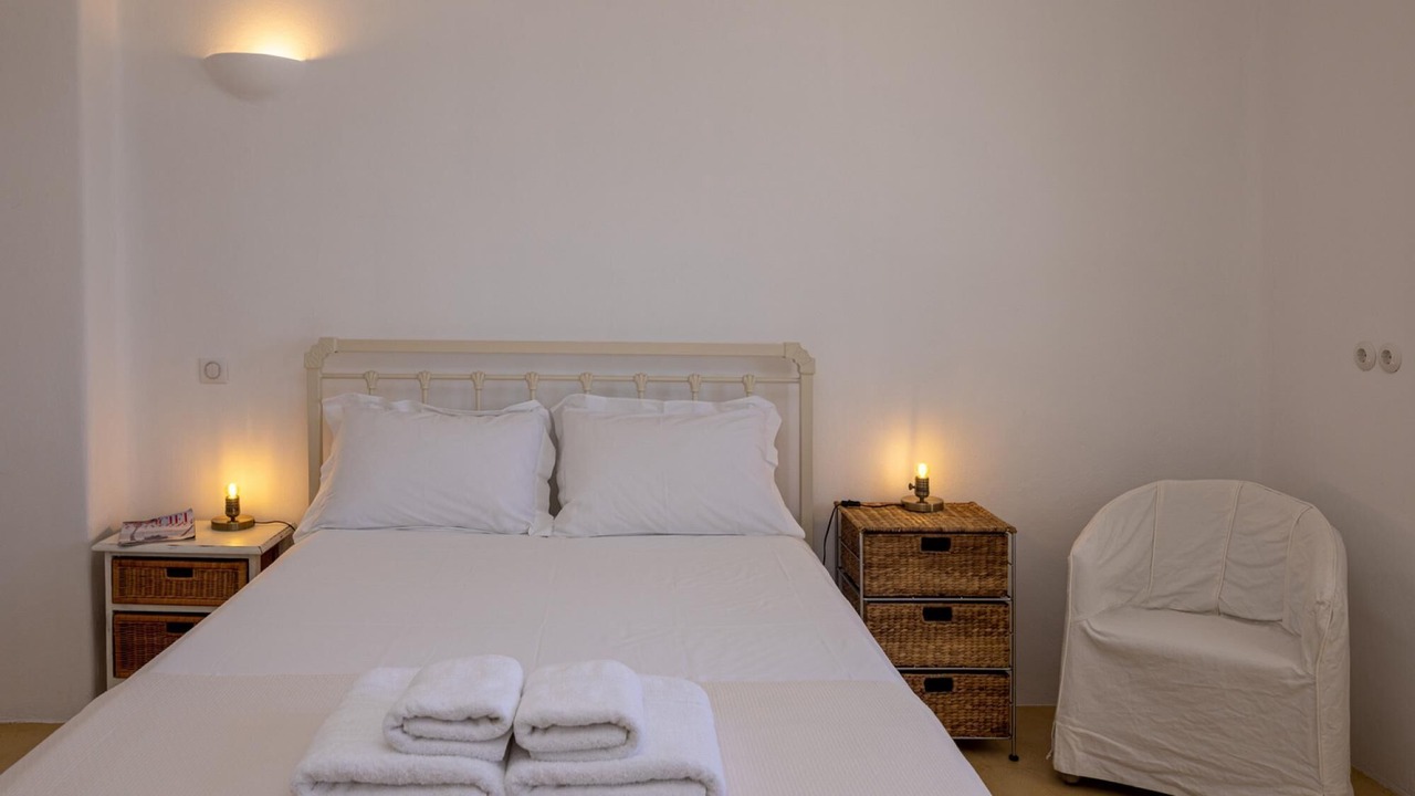 Photo of Bedroom in Exomvourgo