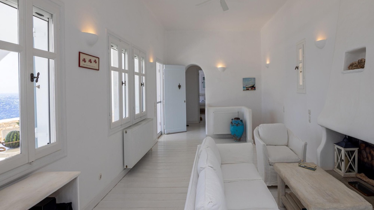 Photo of Livingroom in Exomvourgo