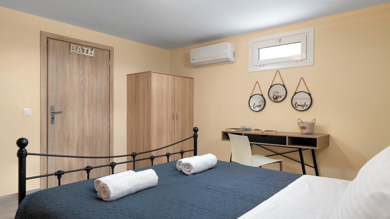 Photo of Bedroom in Soroni
