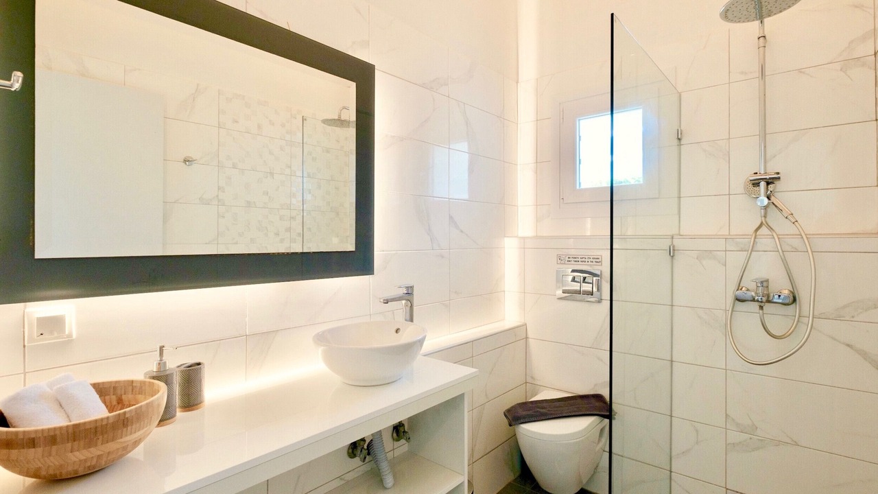 Photo of Bathroom in Acharavi