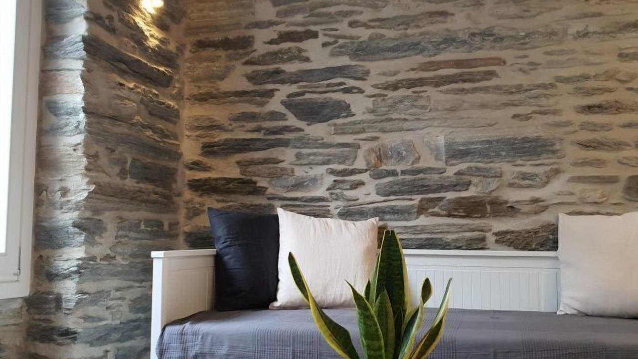Photo of Bedroom in Paleopolis