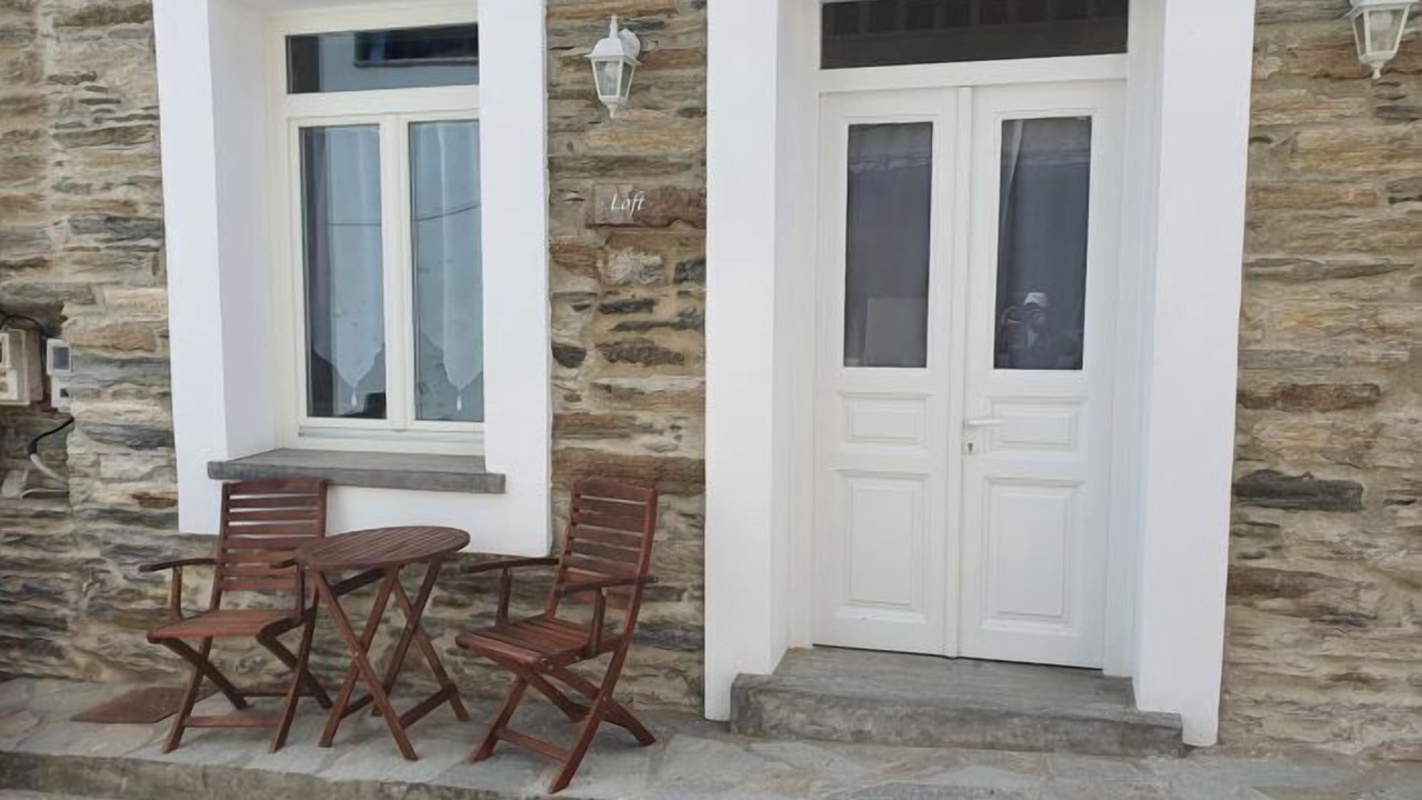 Photo of Outdoor in Paleopolis