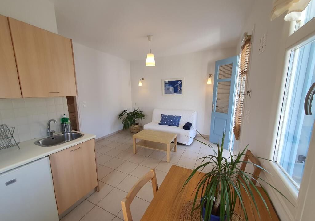 Photo of Livingroom in Paleopolis