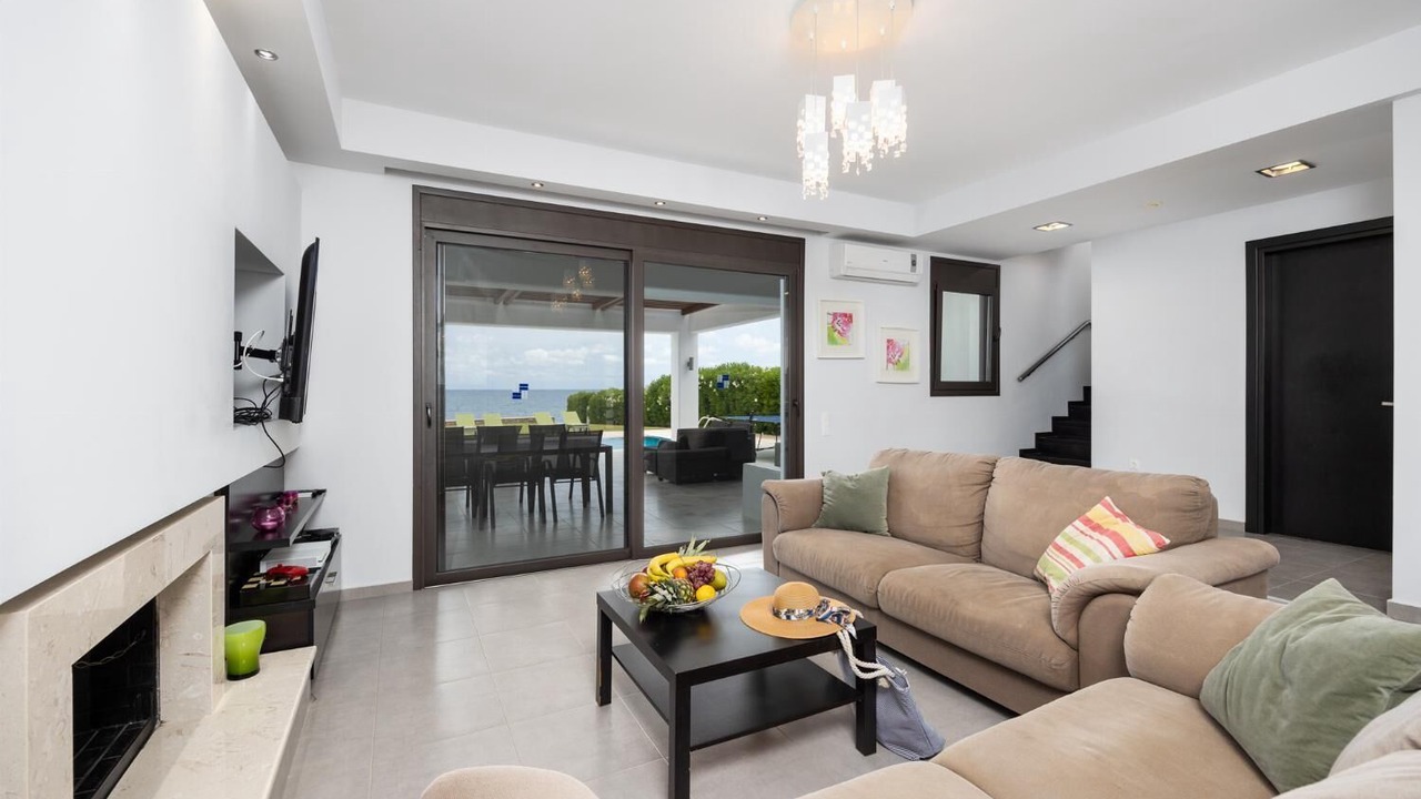 Photo of Livingroom in Lahania