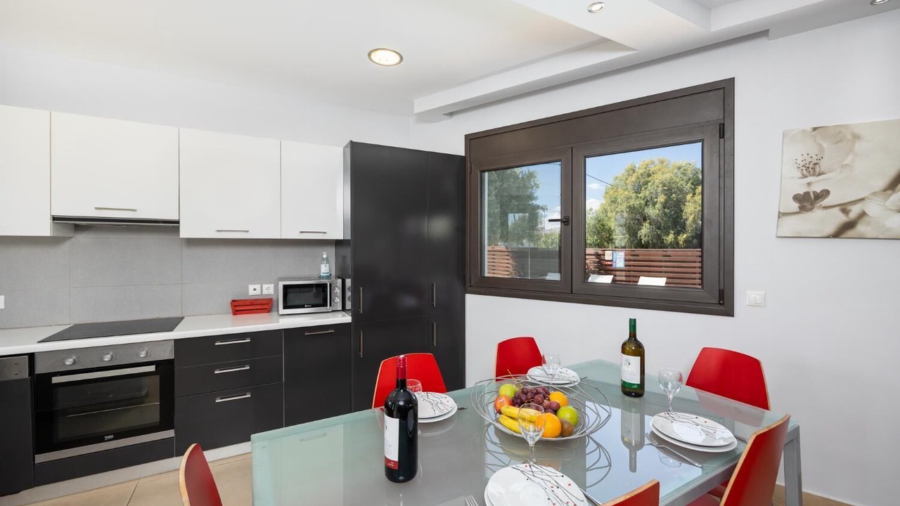Photo of Livingroom in Lahania