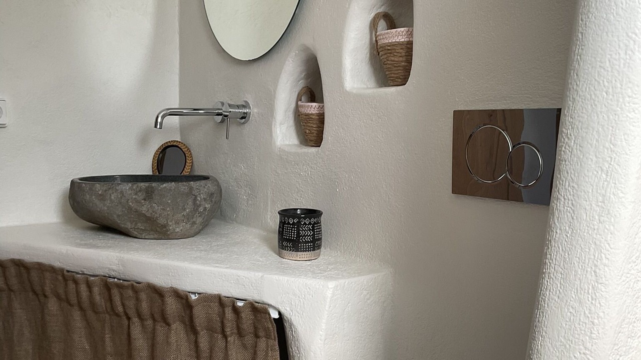 Photo of Bathroom in Maragas