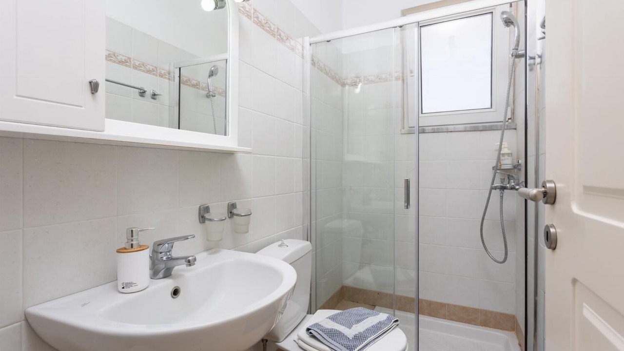 Photo of Bathroom in Gennadi