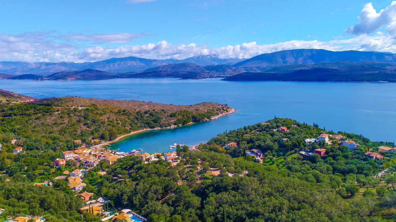 Photo of Outdoor in Petaleia