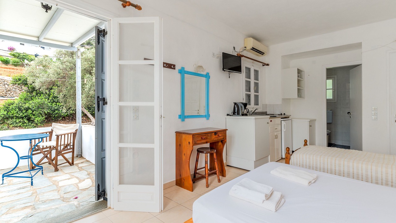 Photo of Bedroom in Vathi