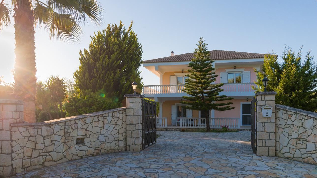 Photo of Outdoor in Neromilos