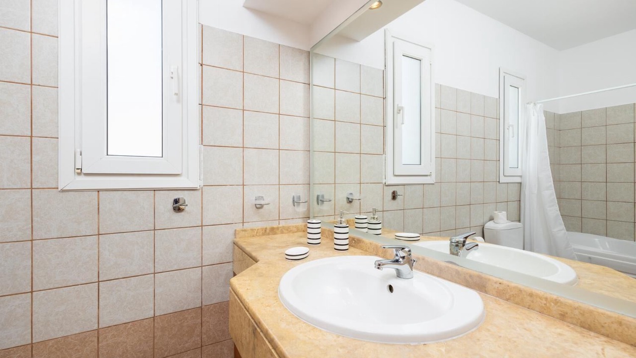 Photo of Bathroom in Kolymbia