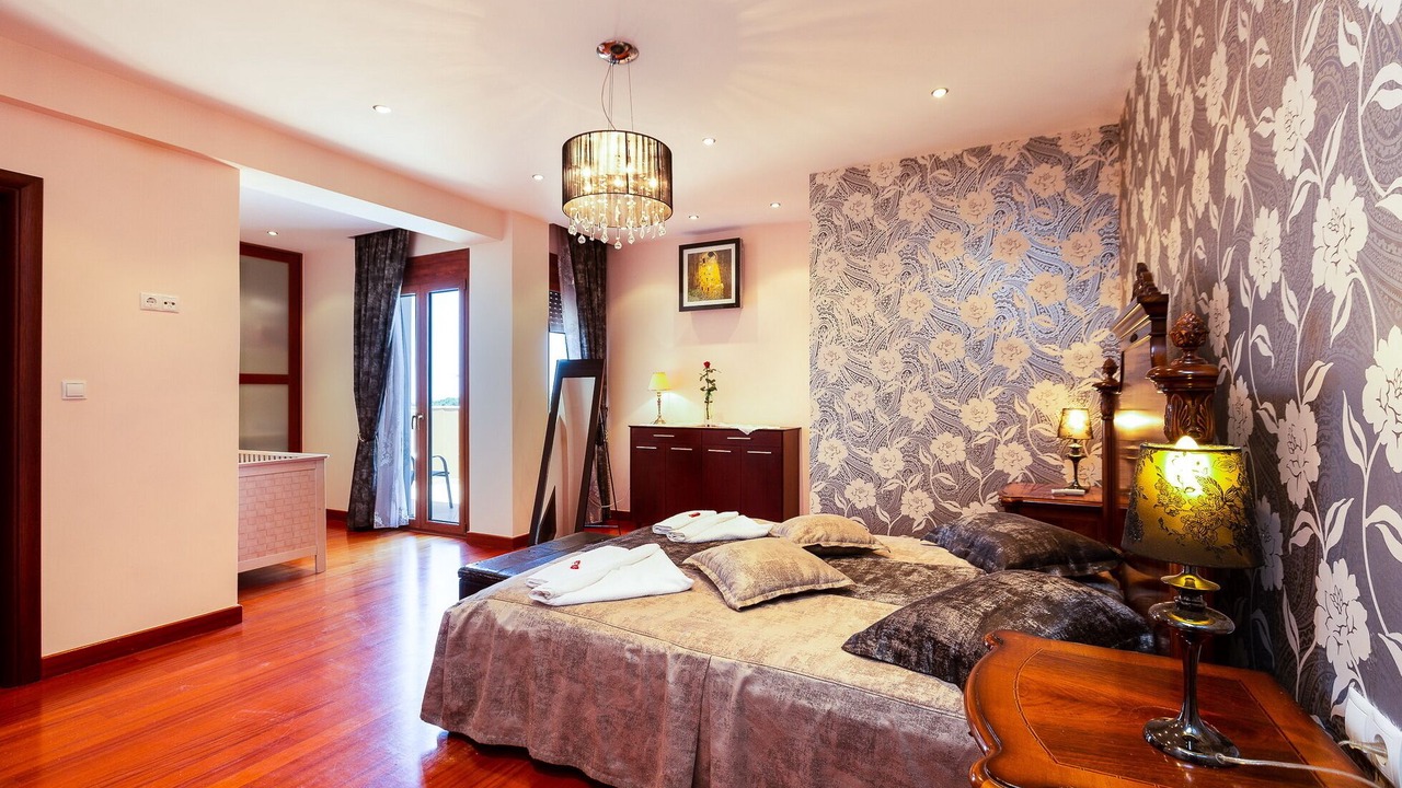 Photo of Bedroom in Viranepiskopi