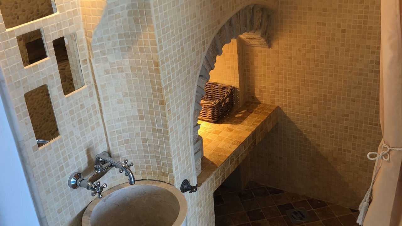 Photo of Bathroom in Folegandros Town