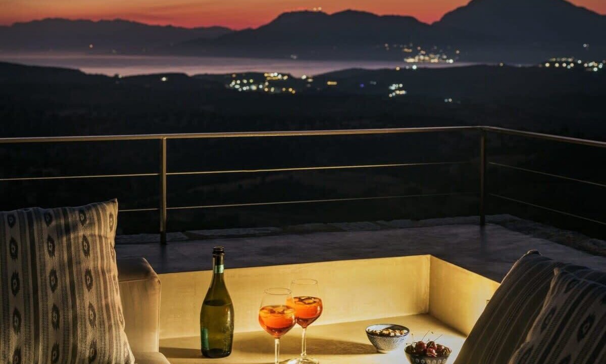 Photo of Outdoor in Mires
