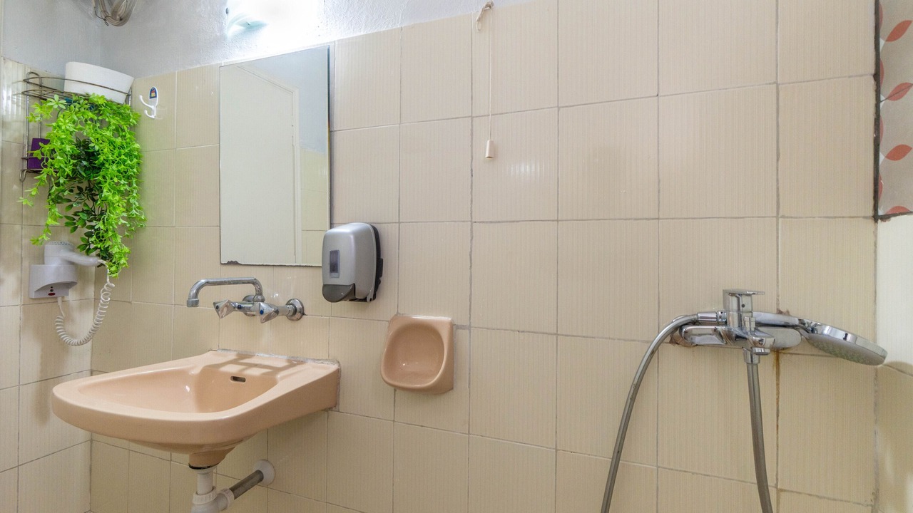 Photo of Bathroom in Agios Spyridon Corfu
