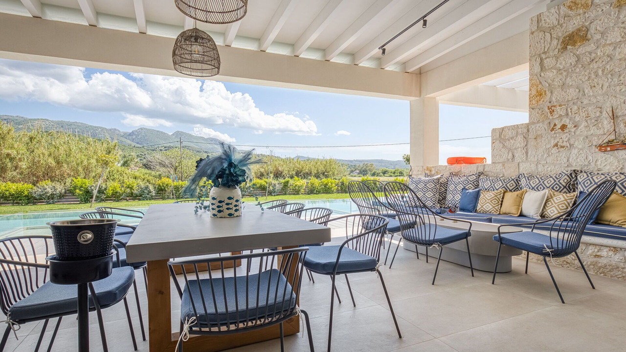 Photo of Patio Balcony in Almiros Beach