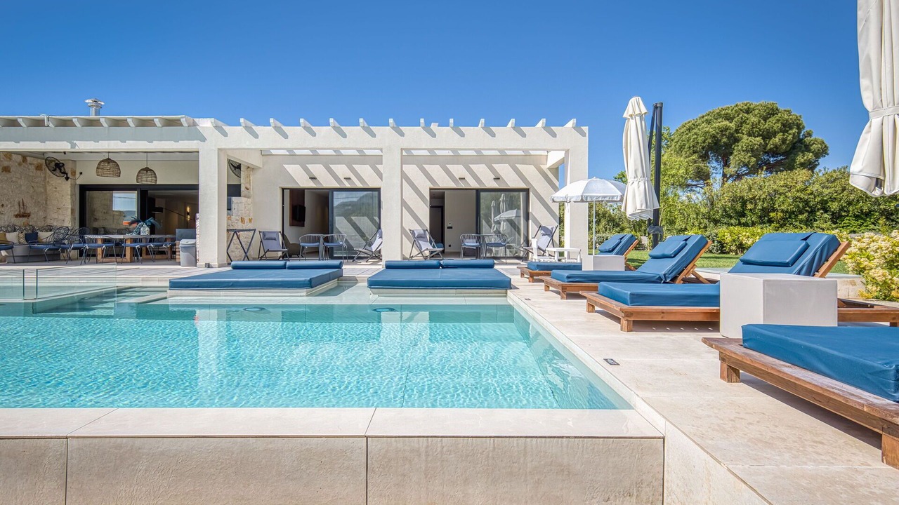 Photo of Outdoor in Almiros Beach