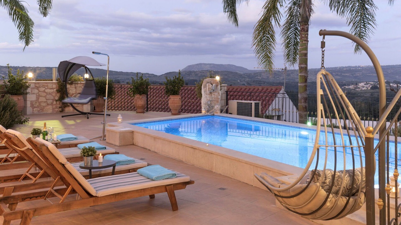 Photo of Outdoor in Tzitzifes