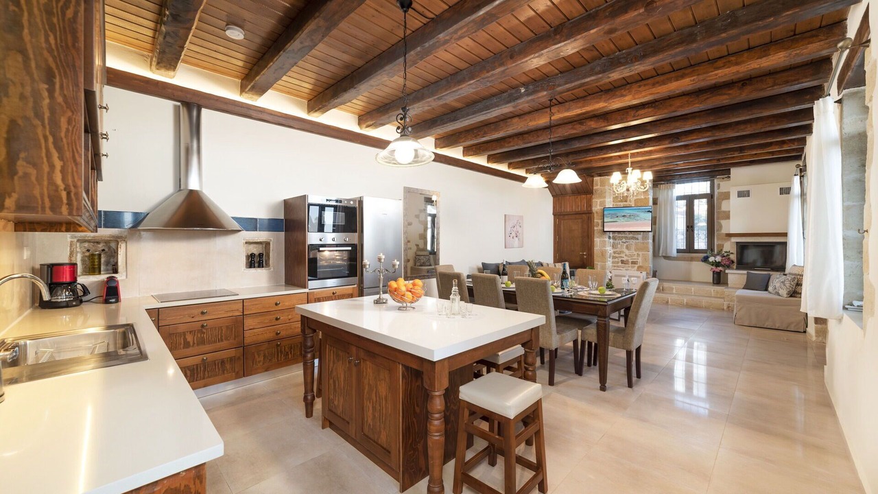 Photo of Bedroom in Tzitzifes