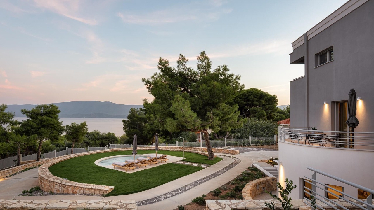 Photo of Outdoor in Isthmia