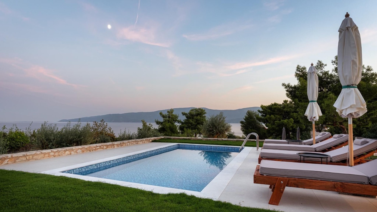 Photo of Outdoor in Isthmia