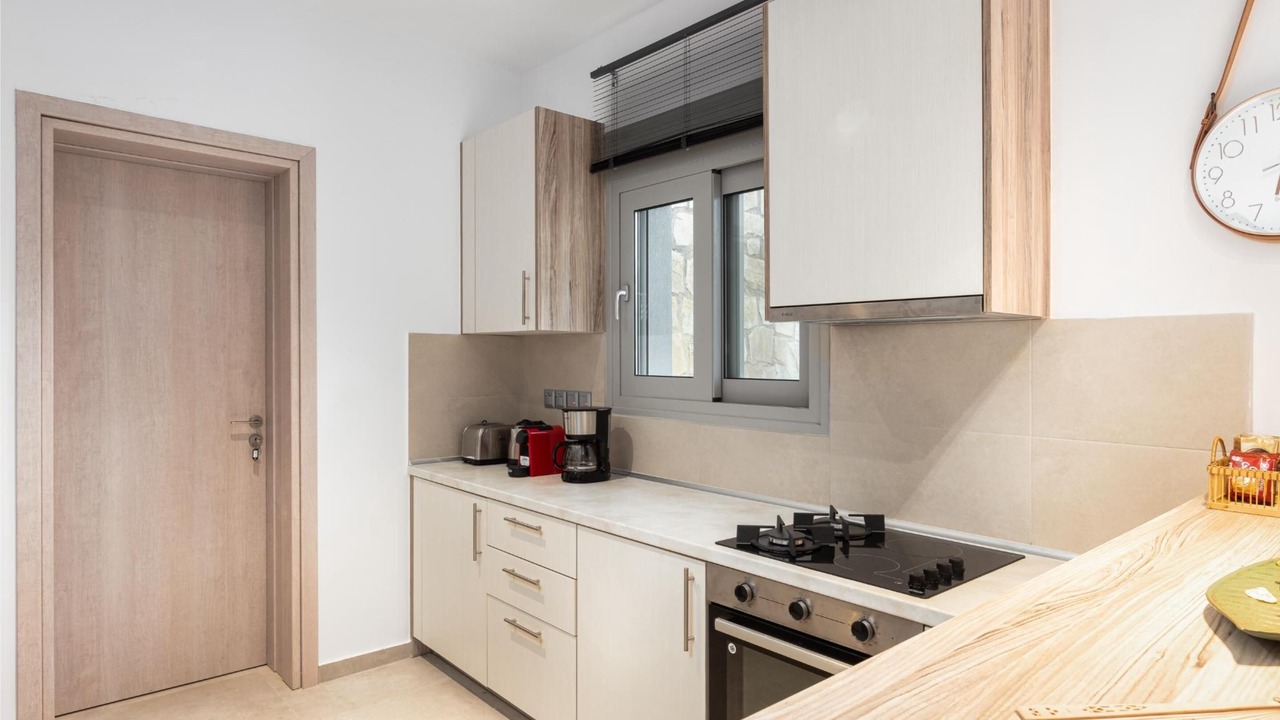 Photo of Kitchen in Isthmia