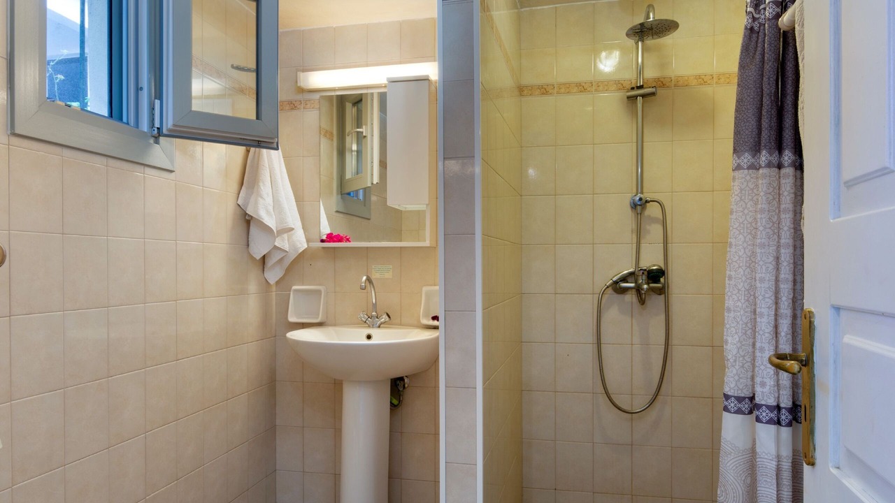 Photo of Bedroom in Longos