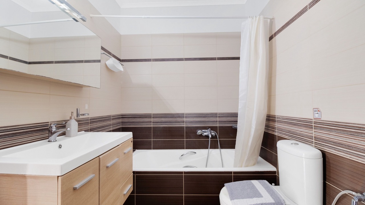 Photo of Bathroom in Frinion