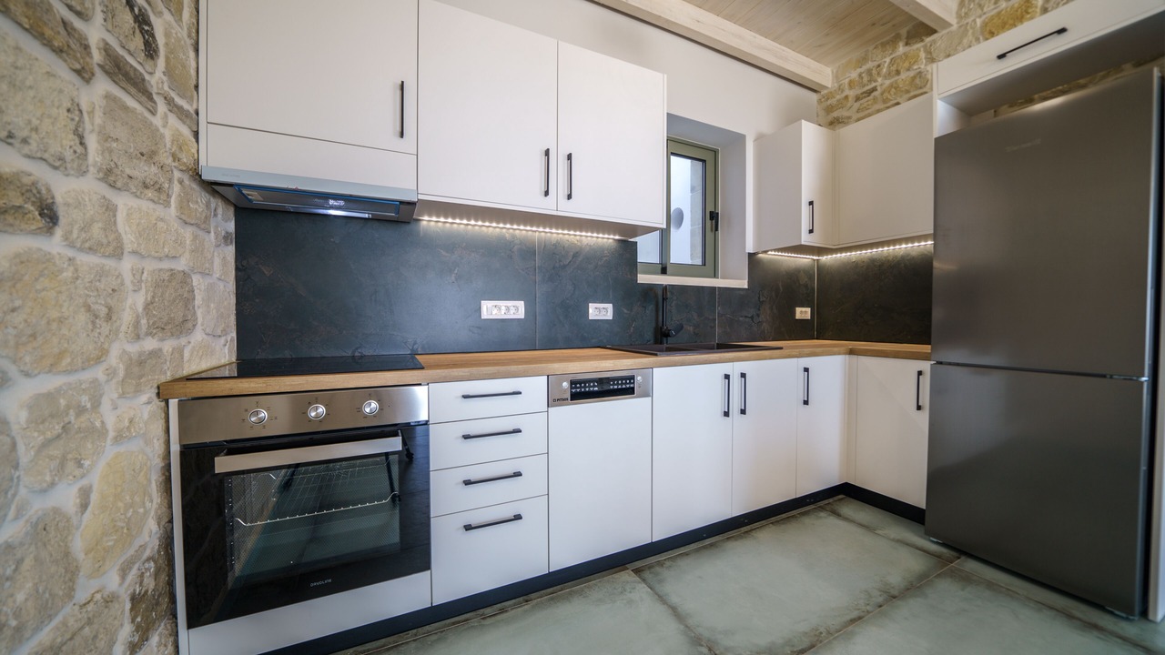 Photo of Kitchen in Limeniskos