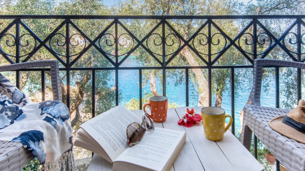 Photo of Patio Balcony in Longos