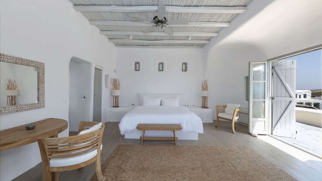 Photo of Bedroom in Tourlos