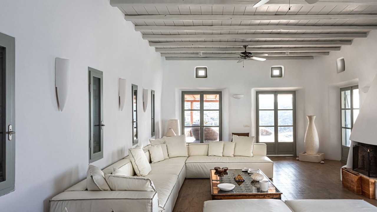 Photo of Livingroom in Tourlos