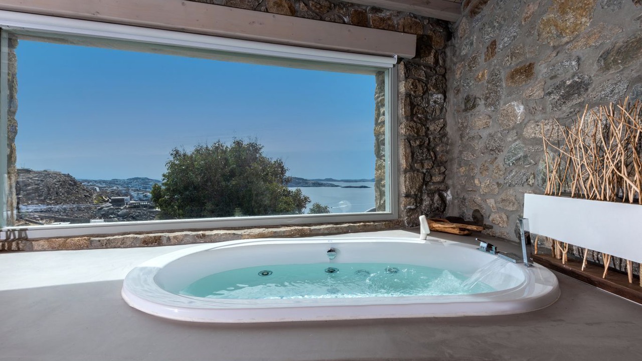 Photo of Bathroom in Tourlos