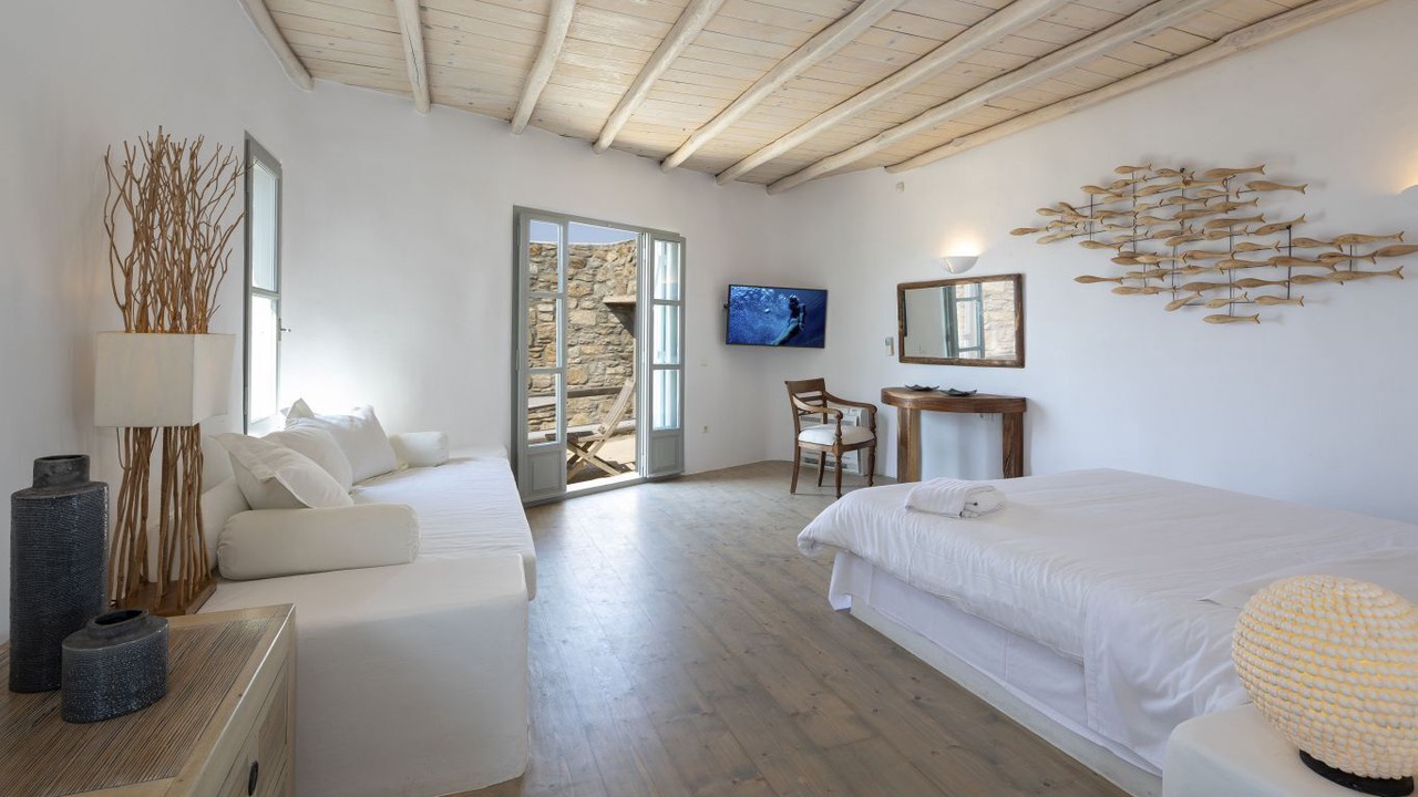 Photo of Bedroom in Tourlos