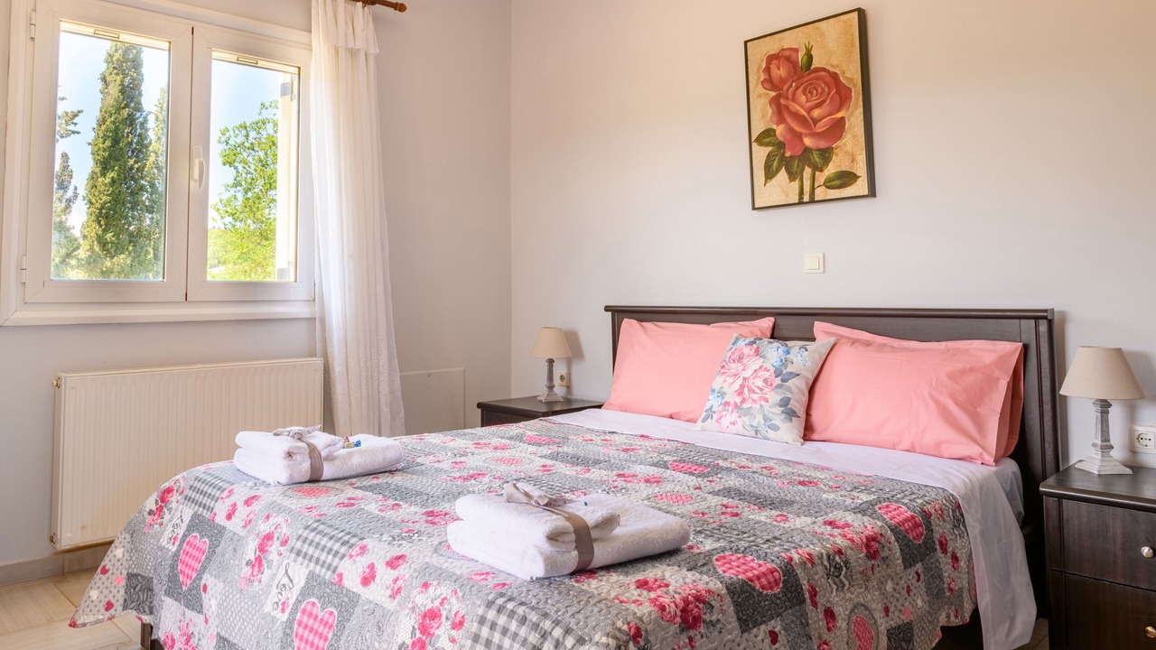 Photo of Bedroom in Parelia