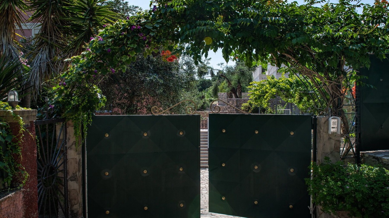 Photo of Outdoor in Ipsos